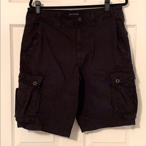 Men’s American Eagle cargo shorts